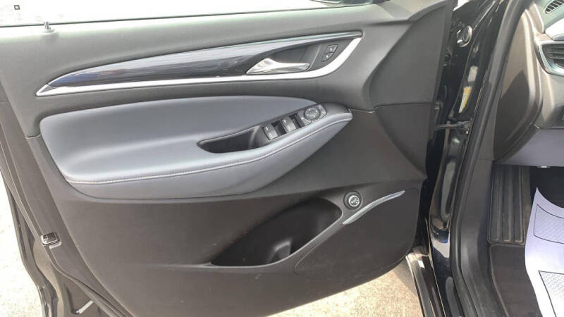 2020 Buick Enclave Essence