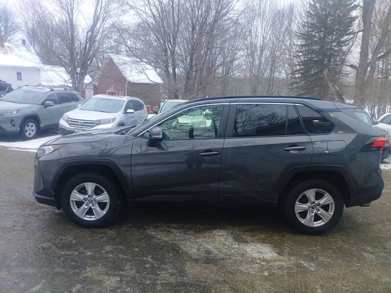 2019 Toyota RAV4 XLE's photo