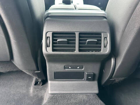 2023 Land Rover Range Rover Velar P250 R-Dynamic S