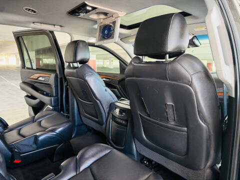 2019 Cadillac Escalade Luxury