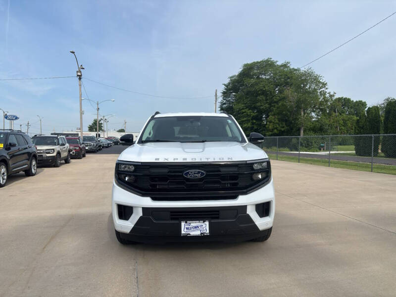 2026 Ford Expedition MAX Active