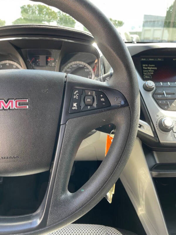 2017 GMC Terrain SLE-1