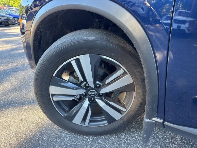 2024 Nissan Rogue SL