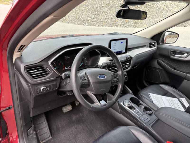 2020 Ford Escape SEL