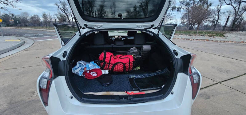 2017 Toyota Prius One
