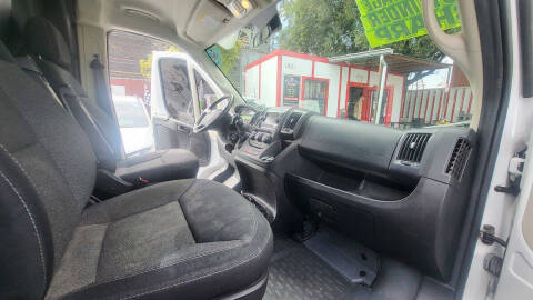 2018 Toyota C-HR XLE Premium