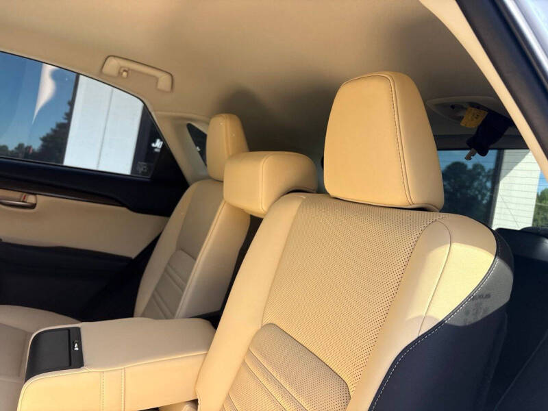 2021 Lexus NX 300