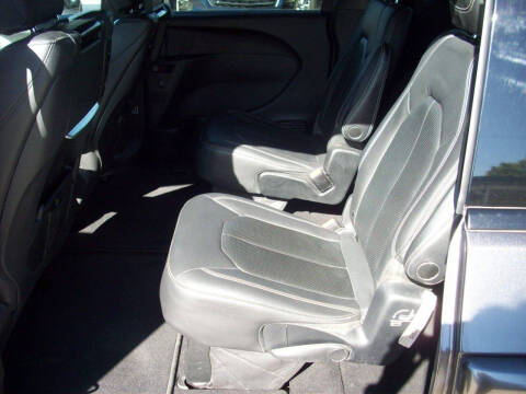 2020 Chrysler Pacifica Touring L Plus