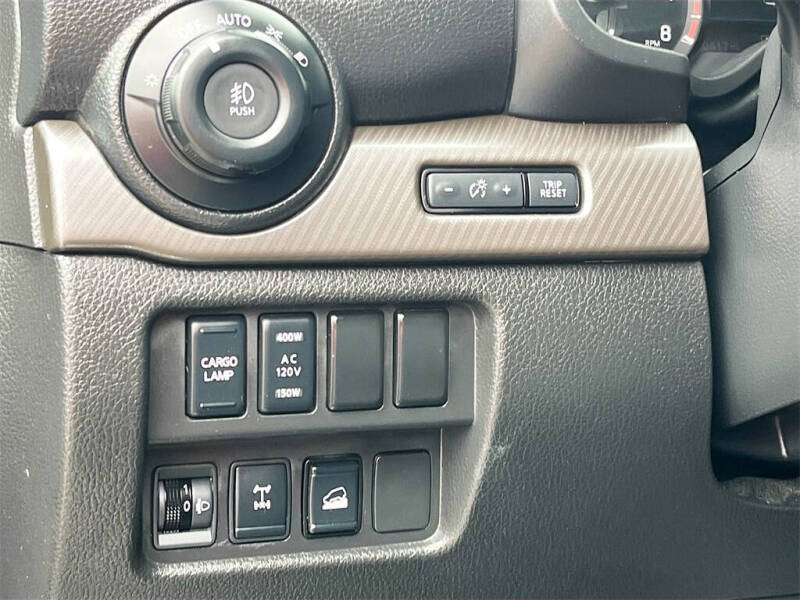 2024 Nissan Titan XD