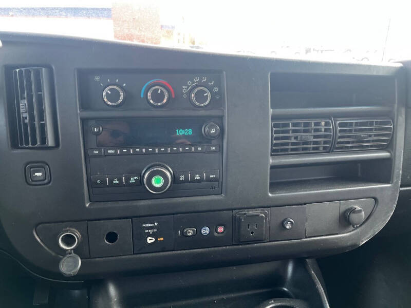 2016 Chevrolet Express 2500