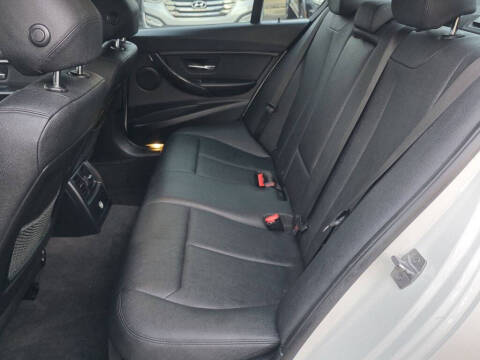 2018 BMW 3 Series 320i