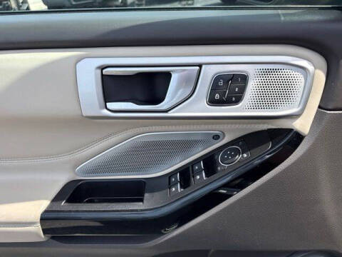 2021 Ford Explorer Platinum