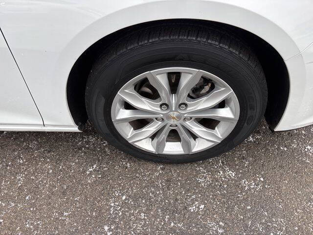 2024 Chevrolet Malibu LT