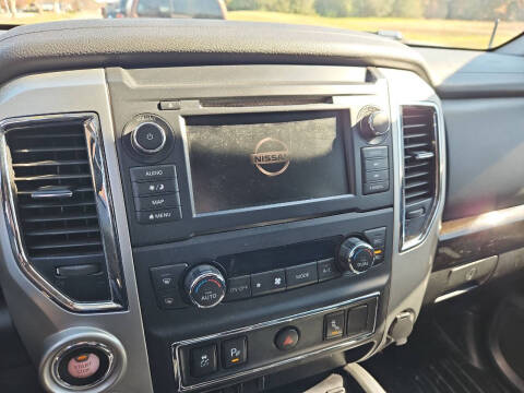 2019 Nissan Titan XD SV