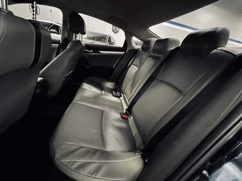 2018 Honda Civic EX-L w/Honda Sensing