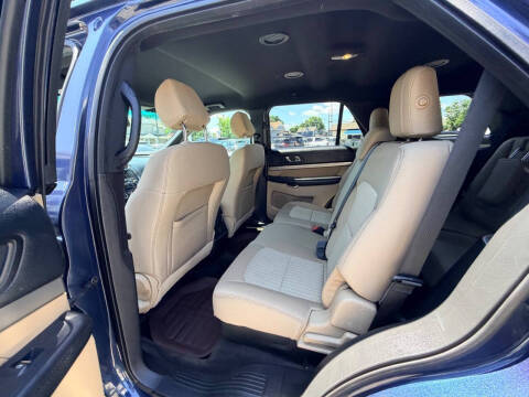 2016 Ford Explorer