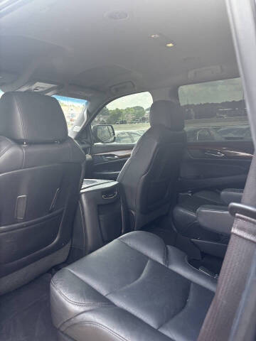 2016 Cadillac Escalade Standard
