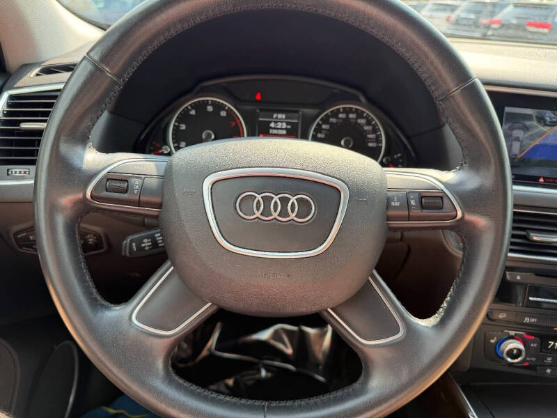 2017 Audi Q5 2.0T quattro Premium Plus