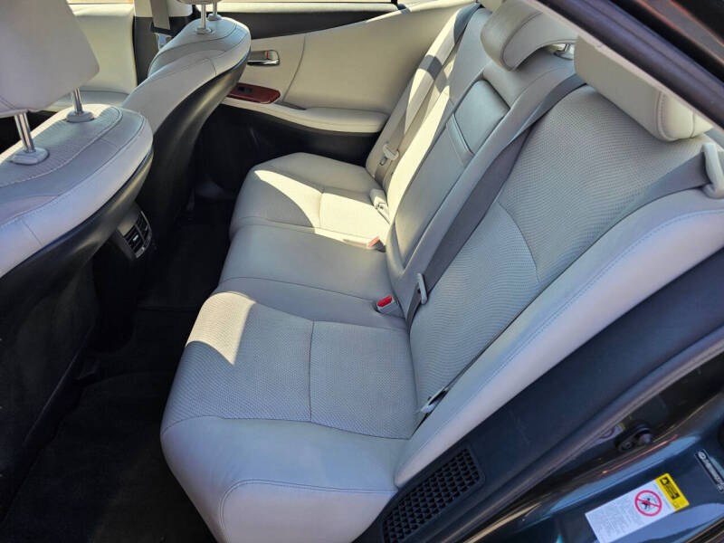 2010 Lexus HS 250h Premium