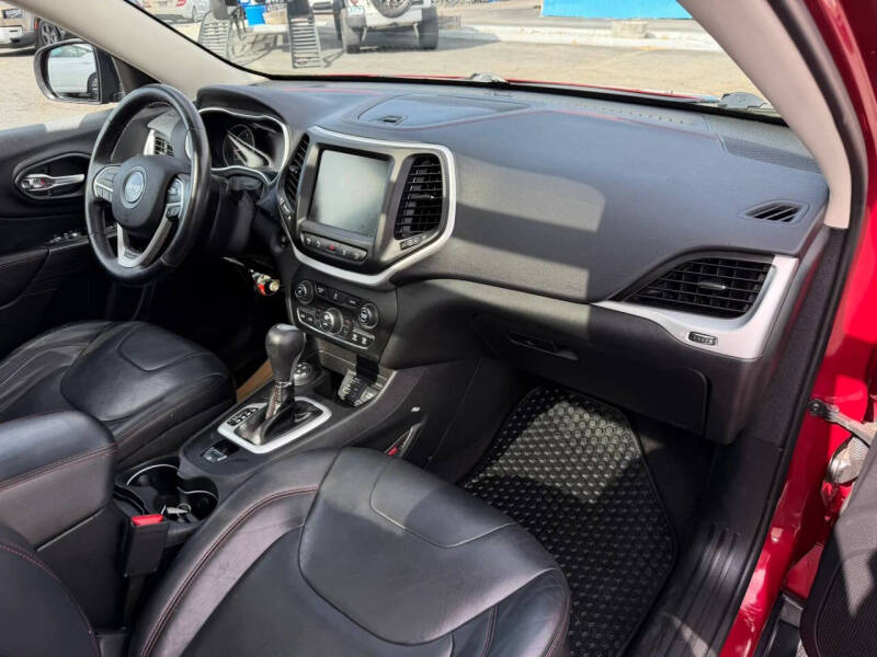 2014 Jeep Cherokee Trailhawk