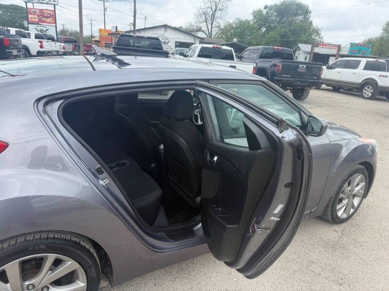 2017 Hyundai Veloster