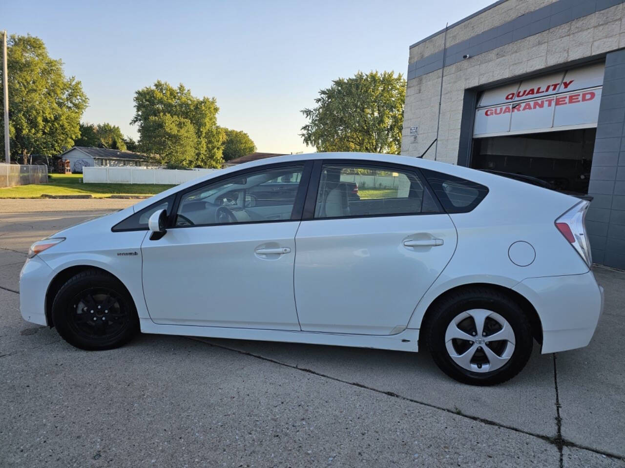 2015 Toyota Prius for sale at Quantum Auto Co in Plainfield, IL