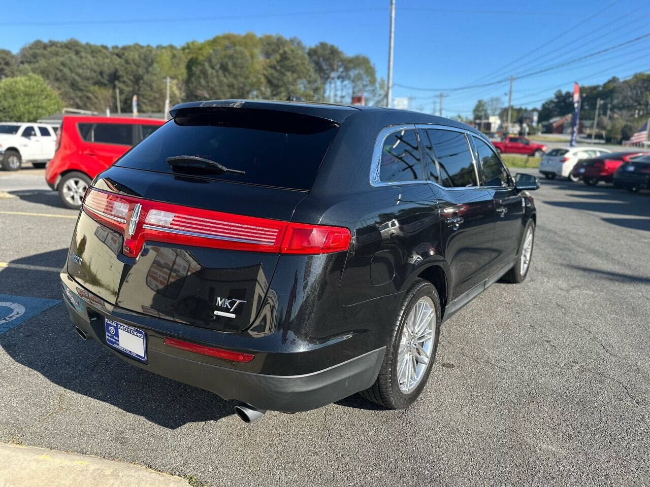 2014 Lincoln MKT for sale at S & S Motors in Marietta, GA