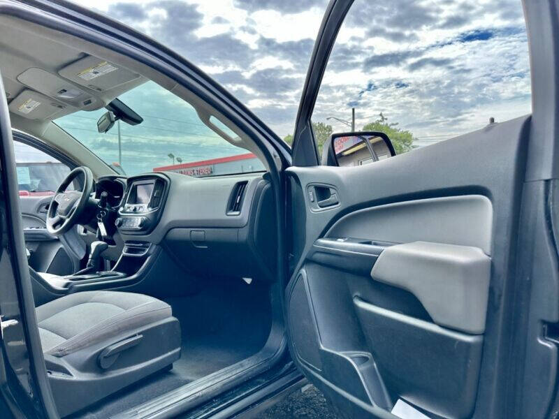 2020 Chevrolet Colorado  - $21,995