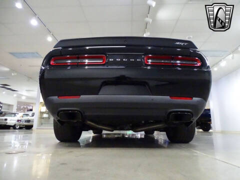 2015 Dodge Challenger SRT Hellcat