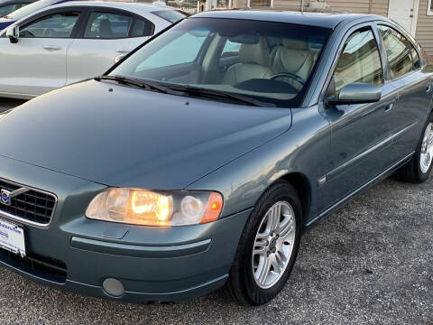 2005 Volvo S60 for sale at Volare Motors in Cranston RI