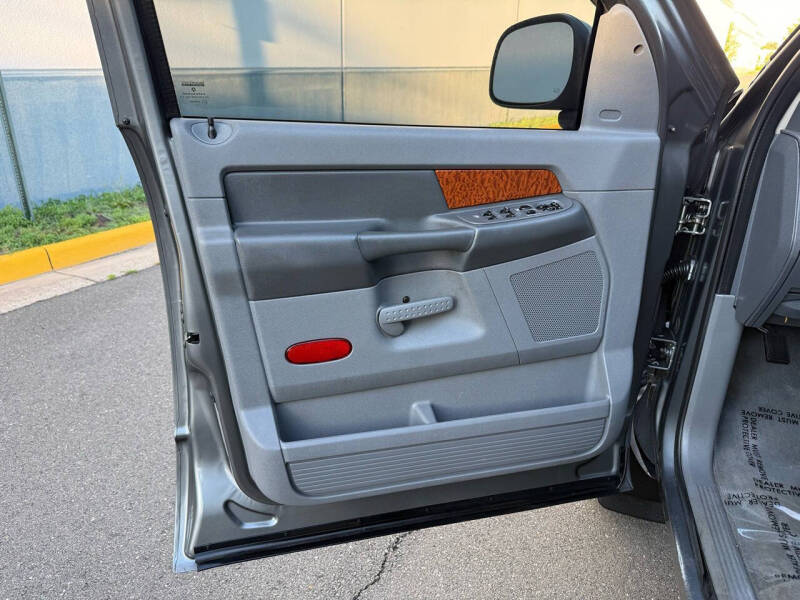 2006 Dodge Ram 1500 SLT