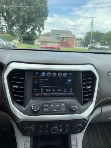 2017 GMC Acadia SLT-1