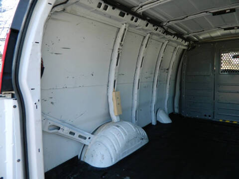 2017 Chevrolet Express 2500