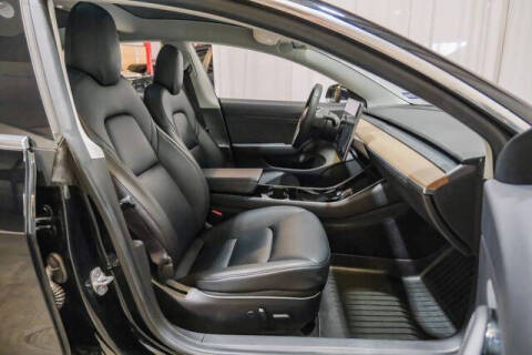 2019 Tesla Model 3 Standard Range Plus