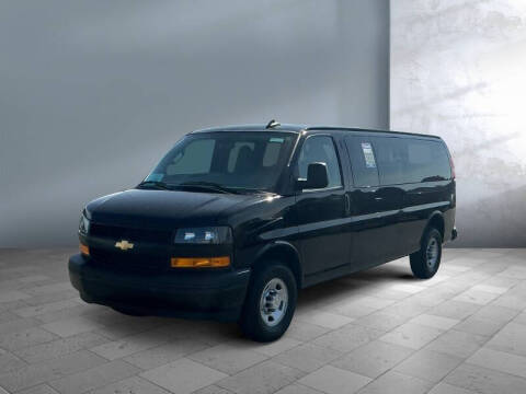 2025 Chevrolet Express LS 3500