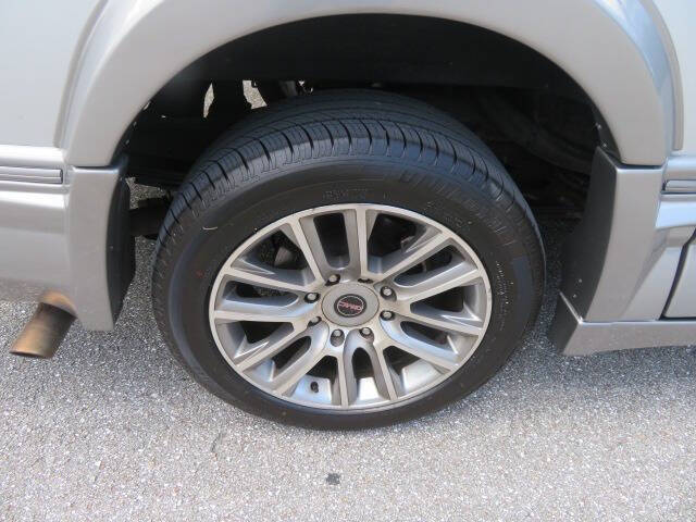 2019 GMC Savana 2500