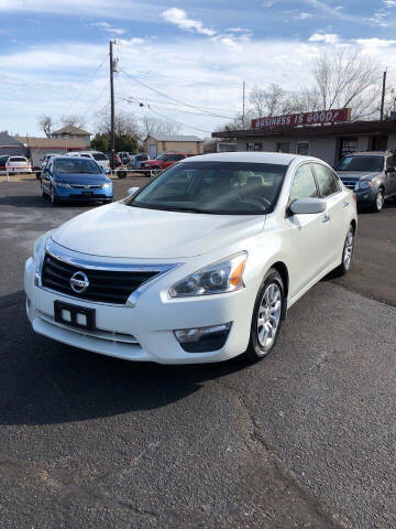 2013 Nissan Altima for sale at Gator's Auto Sales in Garland TX