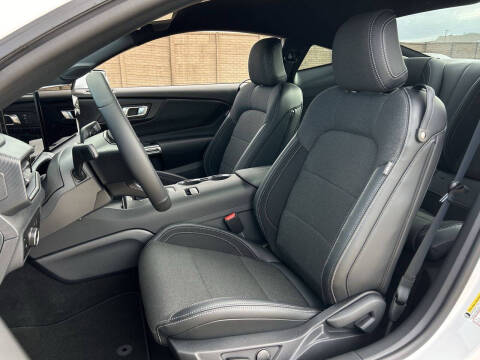 2025 Ford Mustang EcoBoost