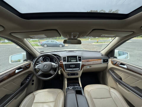 2014 Mercedes-Benz GL-Class GL 550 4MATIC