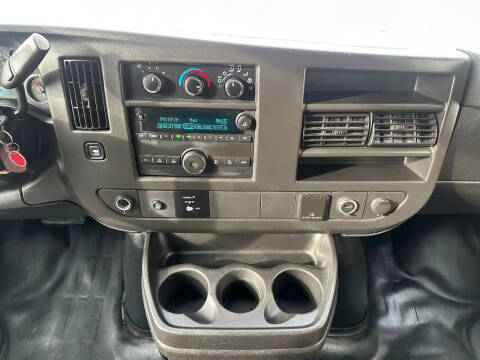 2017 Chevrolet Express 2500