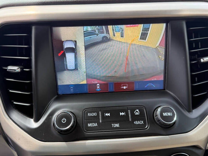 2017 GMC Acadia Denali