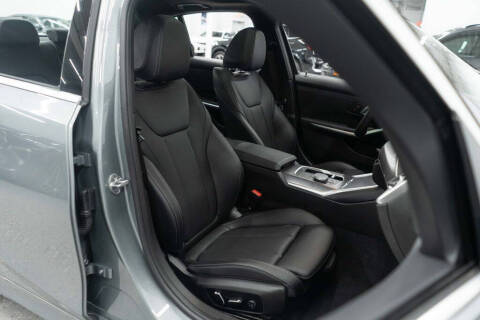 2025 BMW 3 Series 330i xDrive