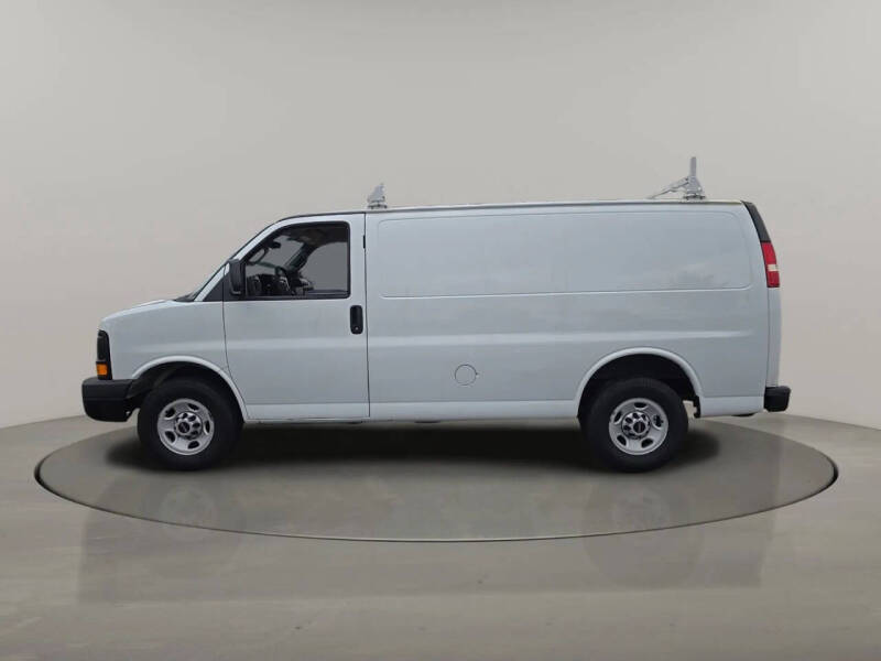 2016 GMC Savana 2500