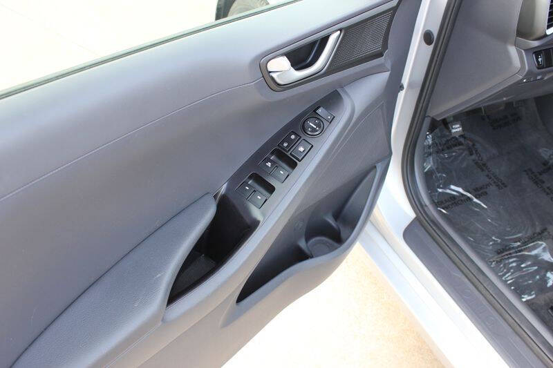 2019 Hyundai Ioniq Hybrid Blue