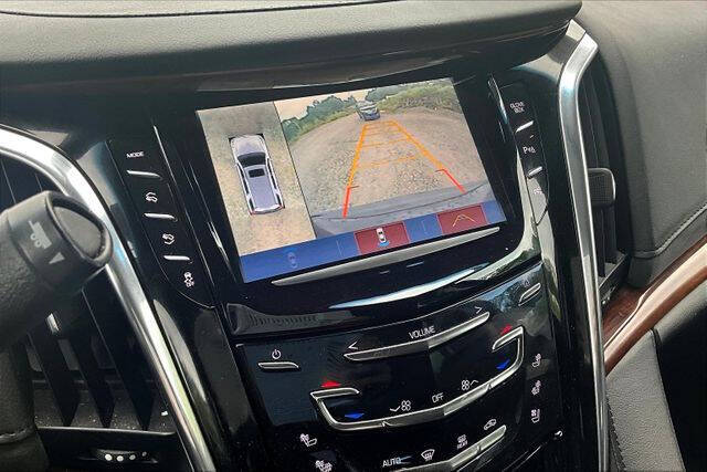2017 Cadillac Escalade Standard