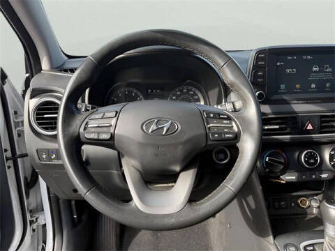 2020 Hyundai Kona SEL Plus