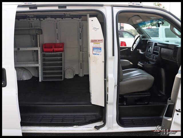 2023 Chevrolet Express 2500
