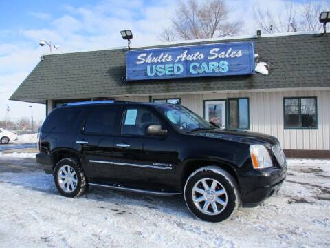 2009 GMC Yukon for sale at SHULTS AUTO SALES INC. in Crystal Lake IL