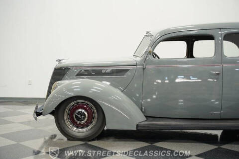 1937 Ford Tudor