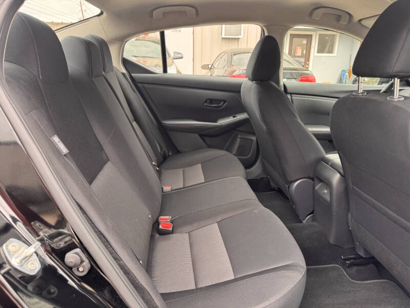 2025 Nissan Sentra SV